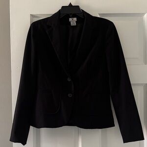 Worthington Black Two-Button Tailored Blazer